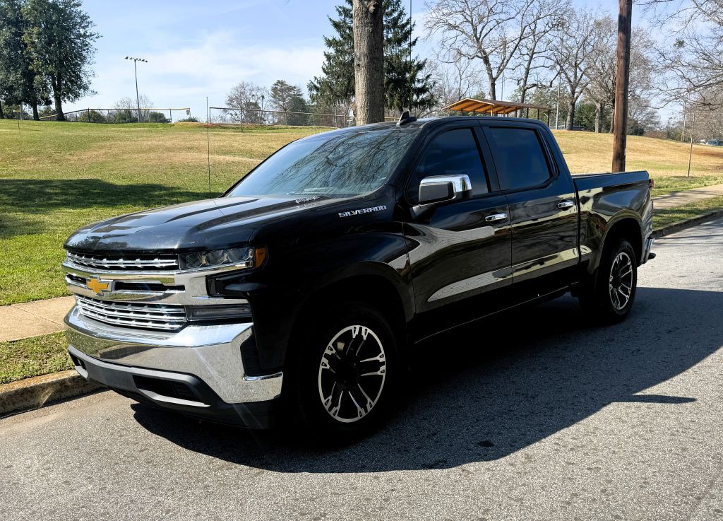 2020 Chevrolet Silverado 1500 Image 2