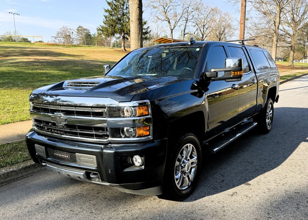 2018 Chevrolet Silverado 1500 Image 1