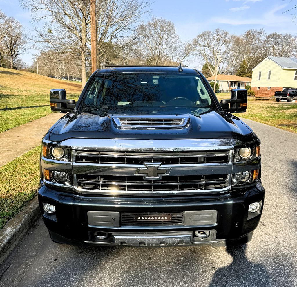 2018 Chevrolet Silverado 1500 Image 2
