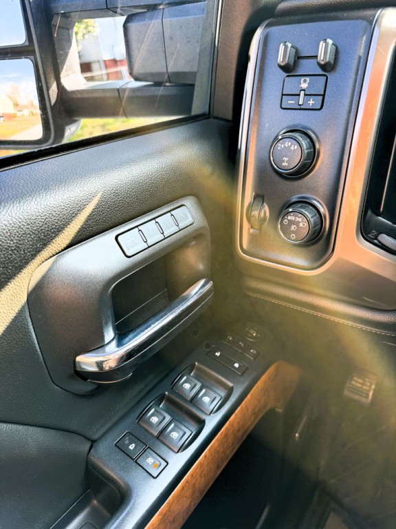 2018 Chevrolet Silverado 1500 Image 14