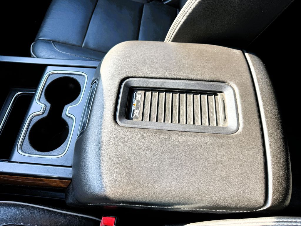 2018 Chevrolet Silverado 1500 Image 16