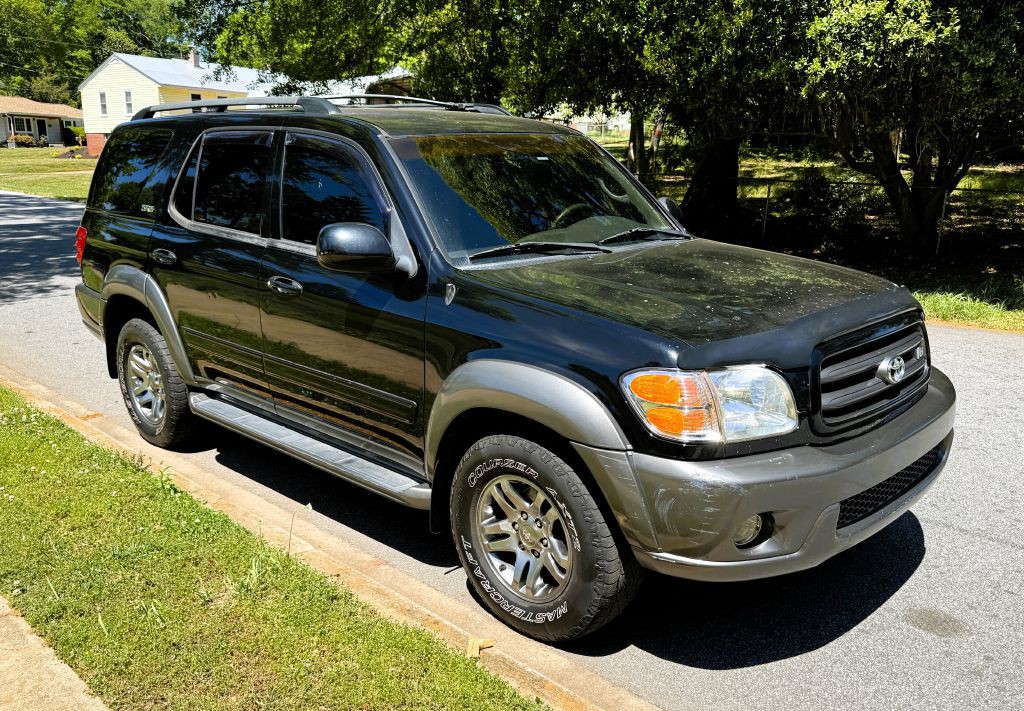 2004 Toyota Sequoia Image 3