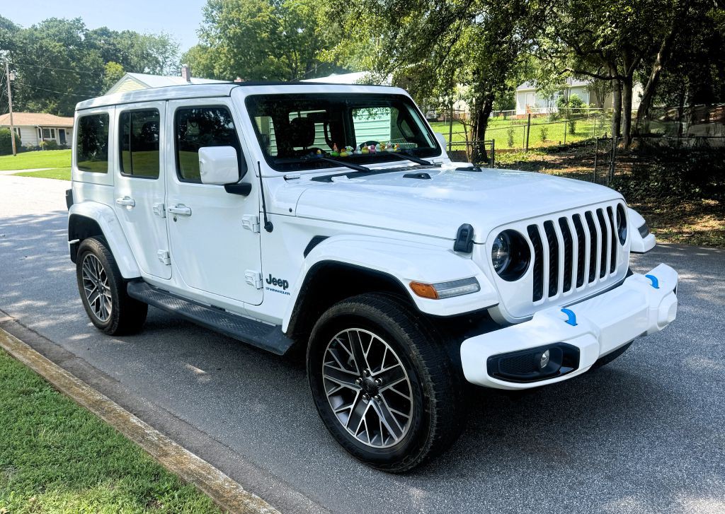 2023 Jeep Wrangler Image 3