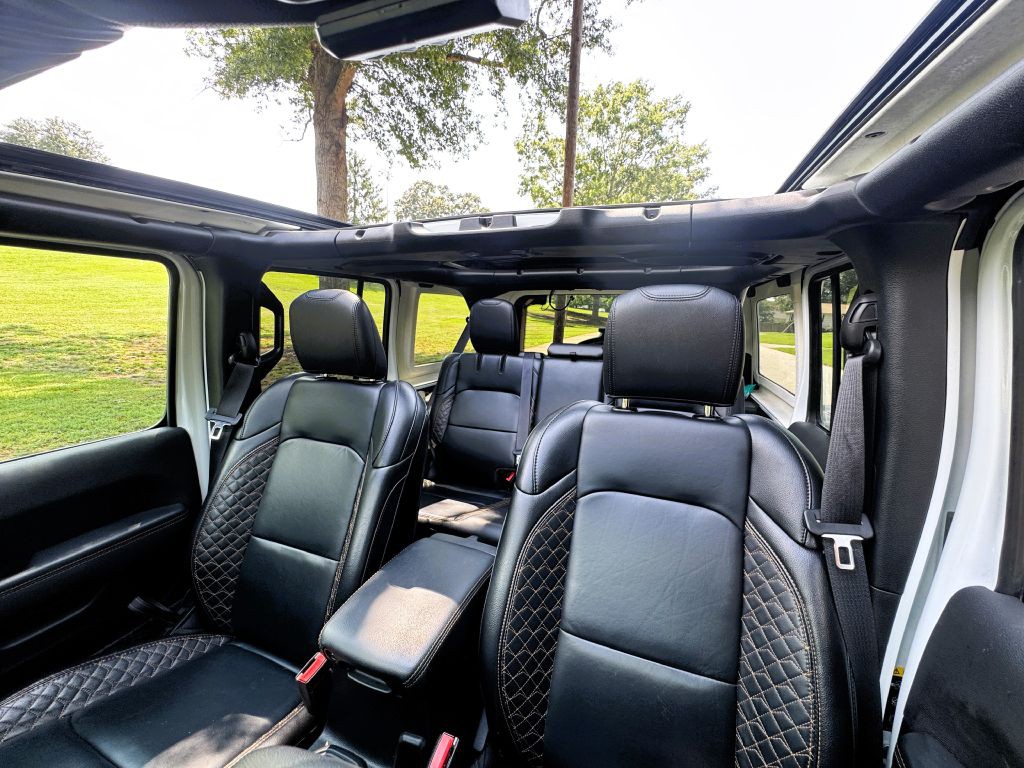 2023 Jeep Wrangler Image 9