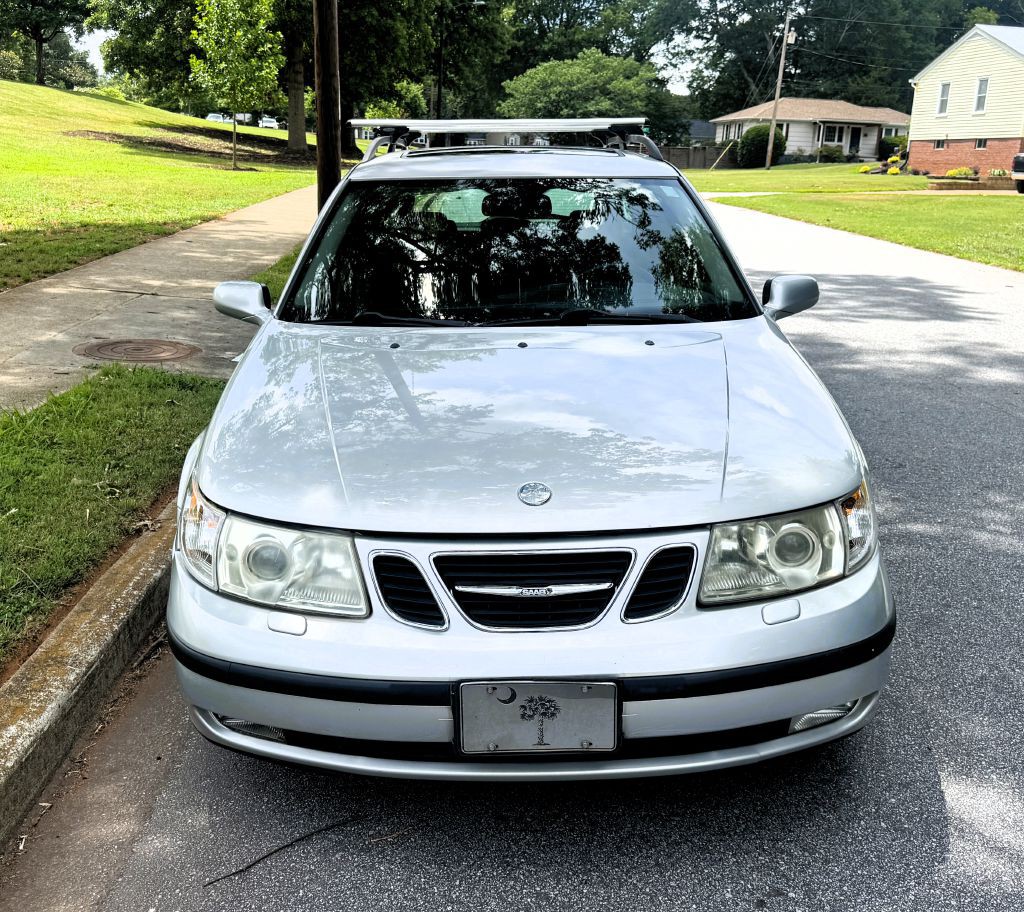 2003 Saab 9-5 Image 2