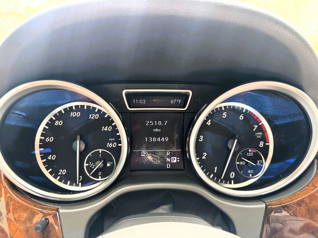 2012 Mercedes-Benz M-Class Image 14