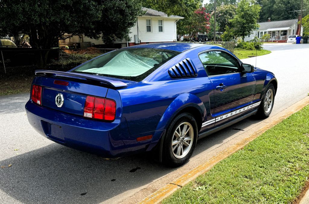 2005 Ford Mustang Image 5