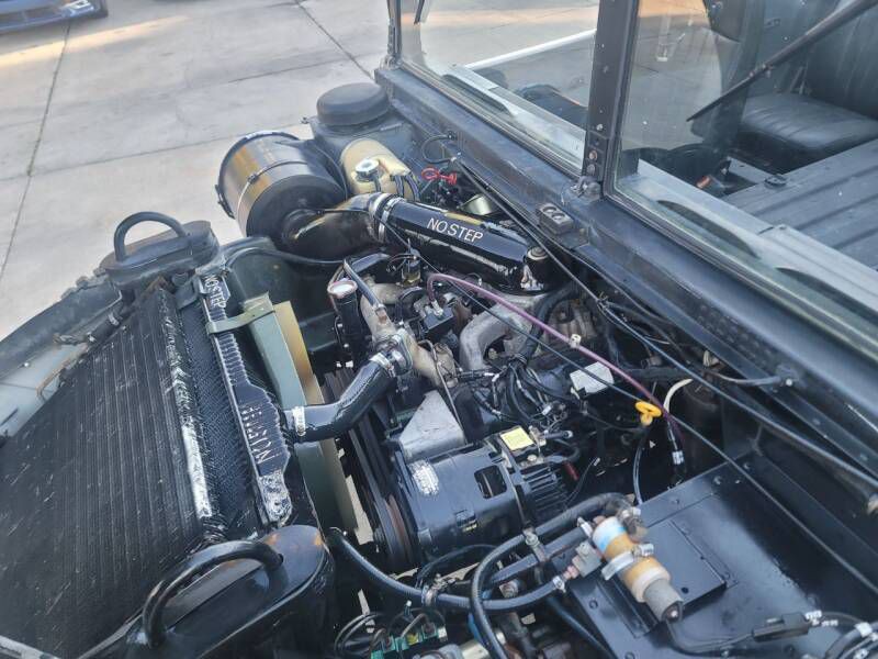 1994 AM General Humvee Image 19