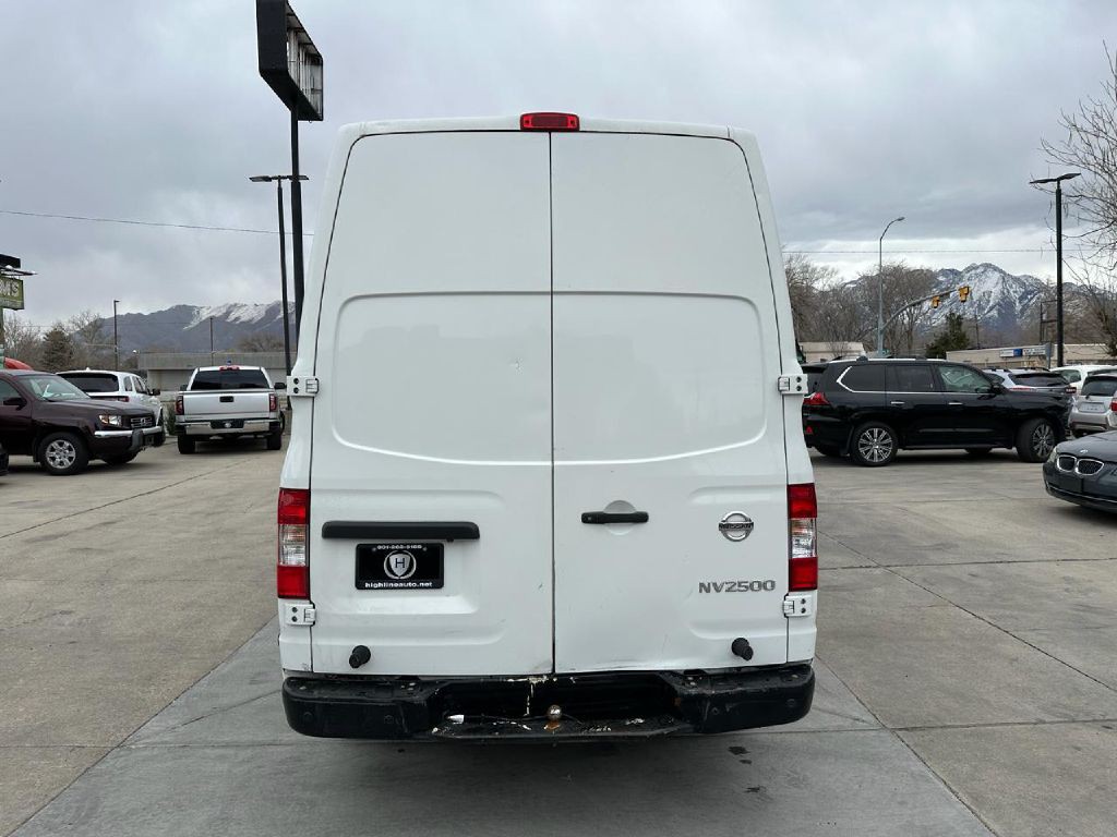 2018 Nissan NV Image 6