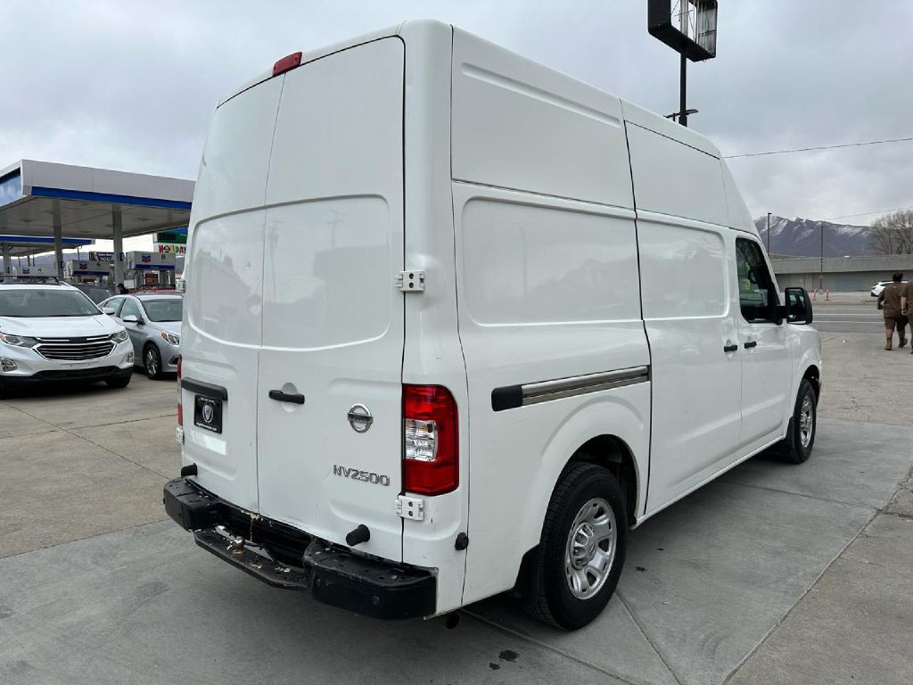 2018 Nissan NV Image 7