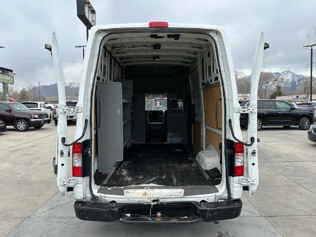 2018 Nissan NV Image 20