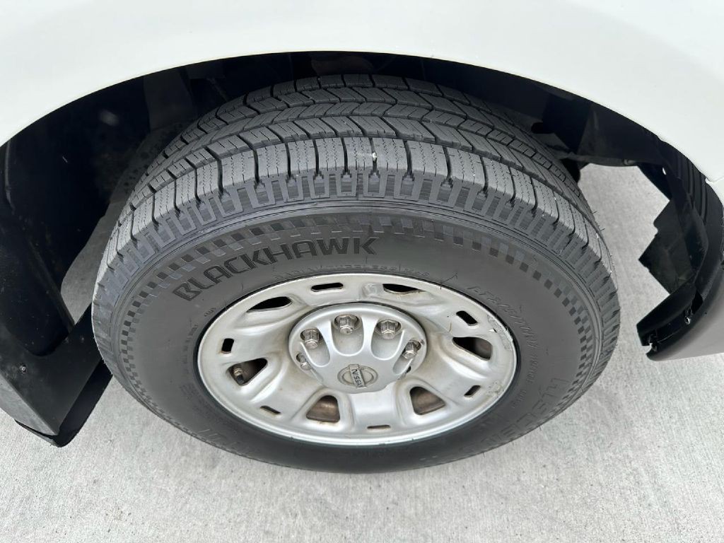 2018 Nissan NV Image 26
