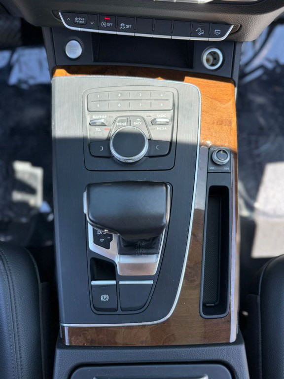 2018 Audi Q5 Image 18