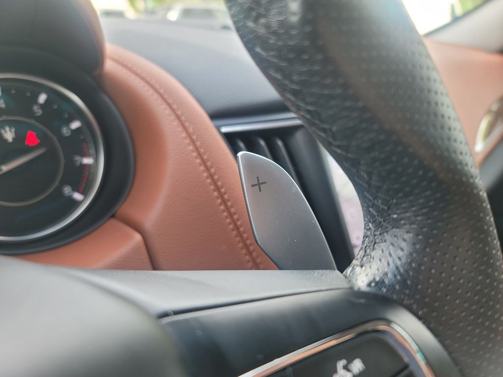2022 Maserati Levante Image 36