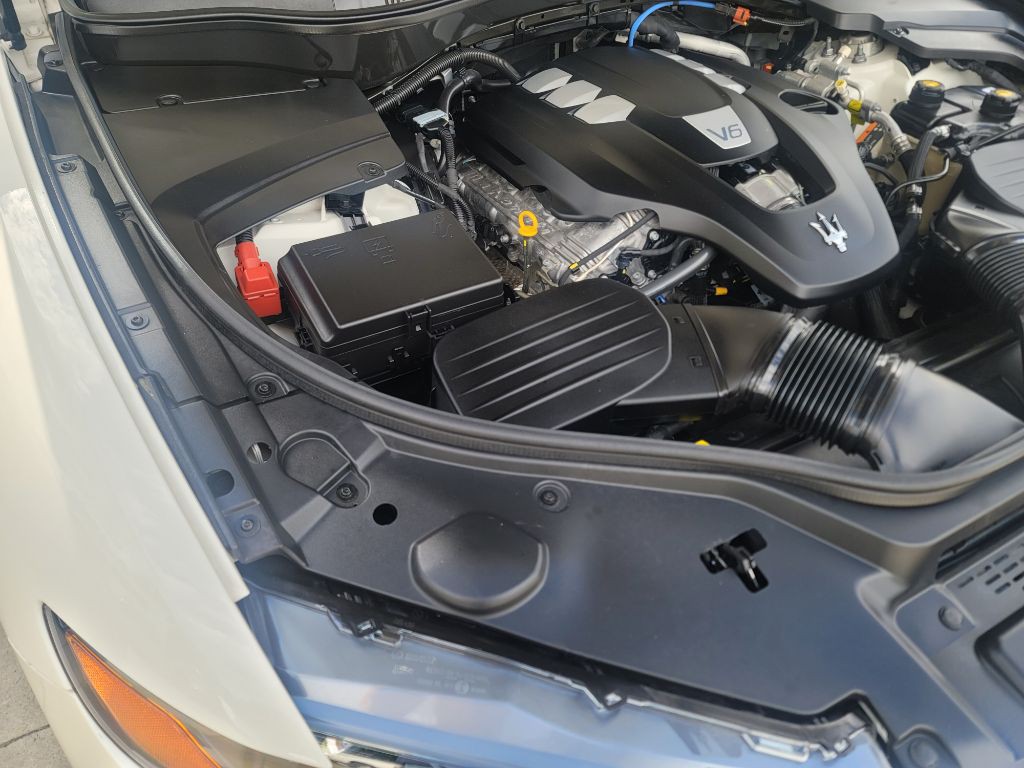 2022 Maserati Levante Image 39