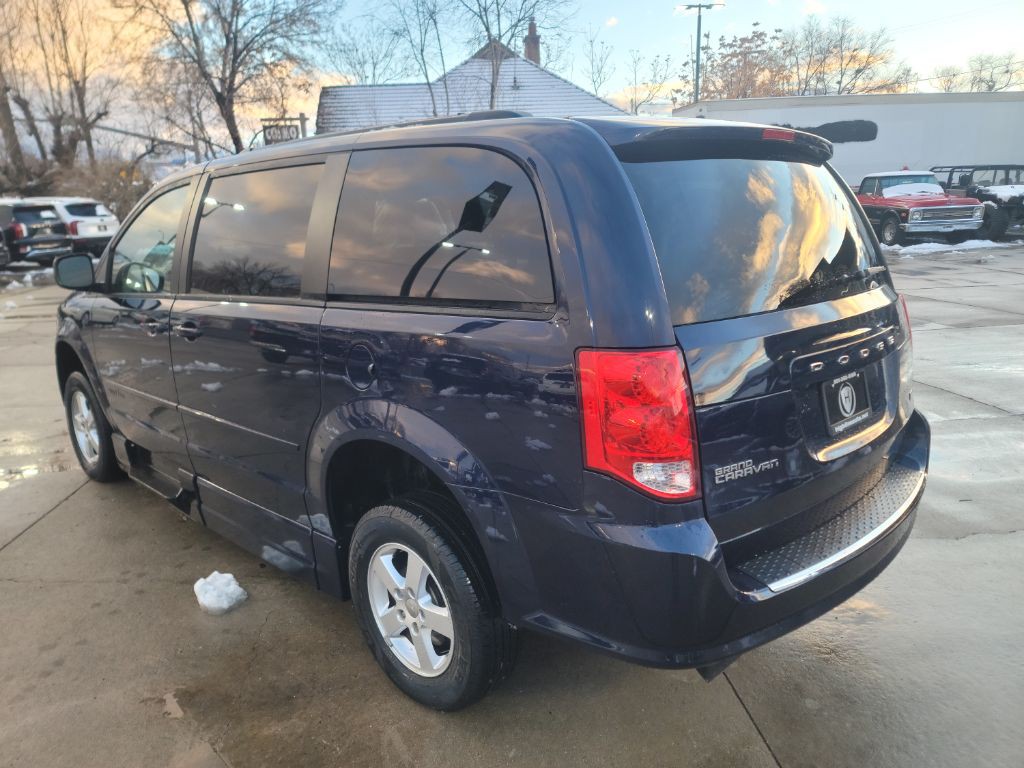 2012 Dodge Grand Caravan Image 4