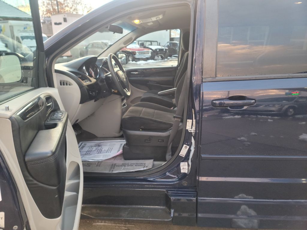 2012 Dodge Grand Caravan Image 11