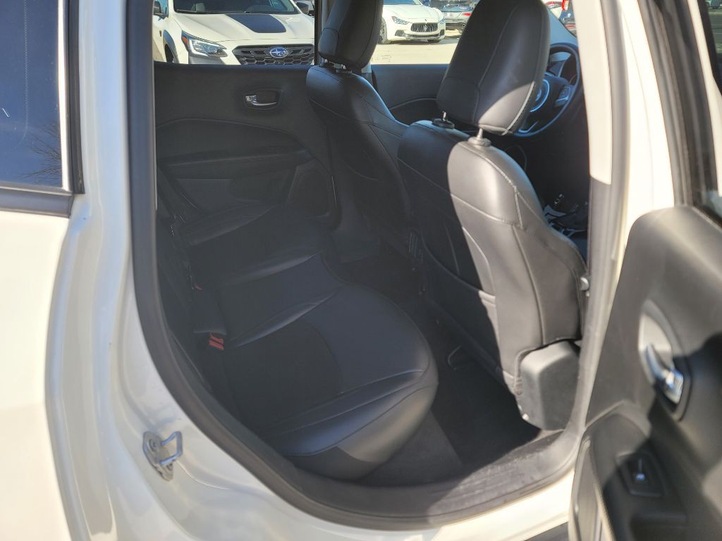 2019 Jeep Compass Image 11