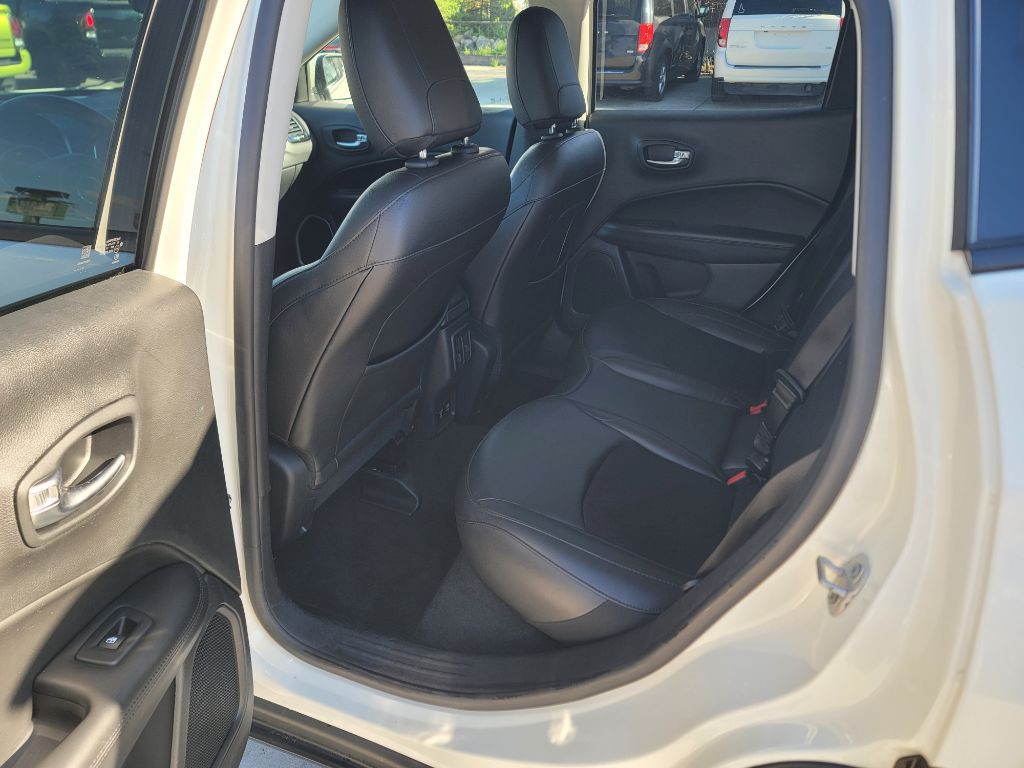 2019 Jeep Compass Image 17