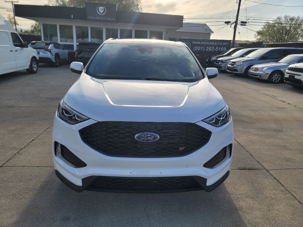 2020 Ford Edge Image 2