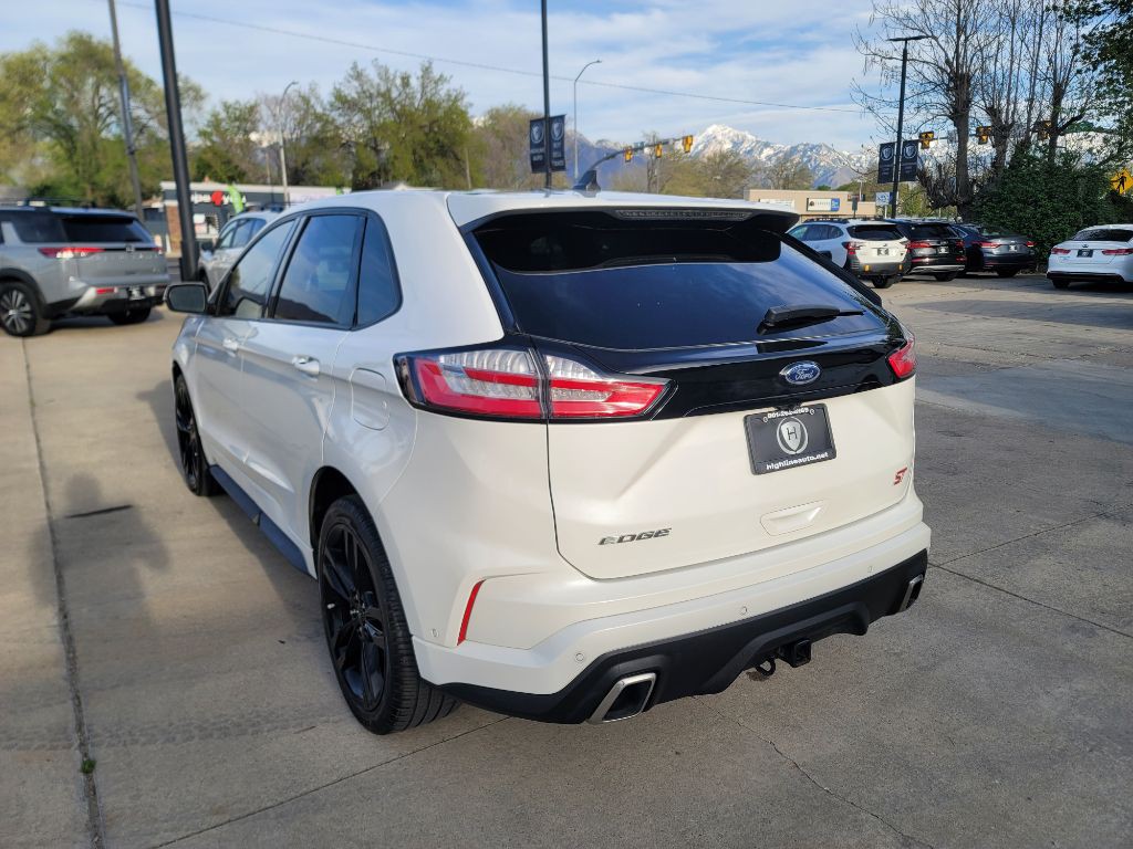 2020 Ford Edge Image 5