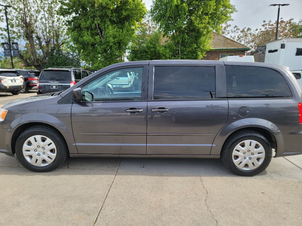 2017 Dodge Grand Caravan Image 5