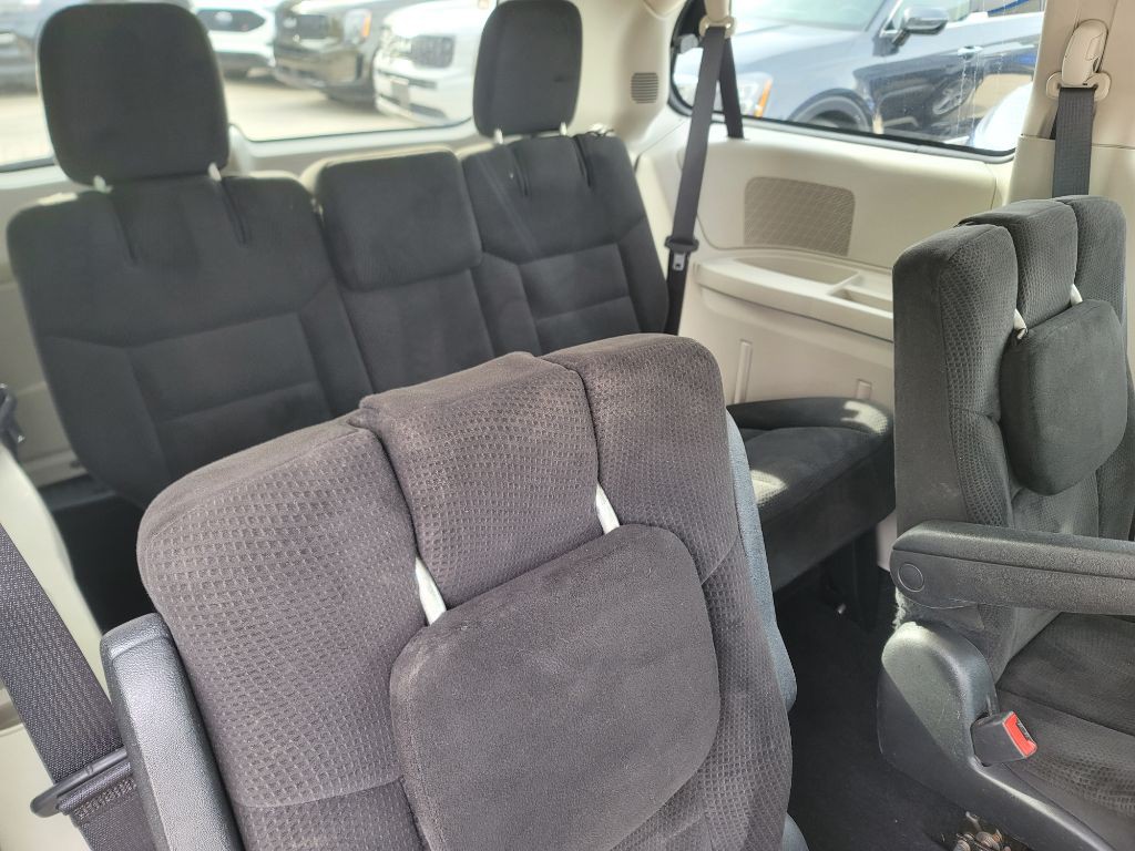 2017 Dodge Grand Caravan Image 11