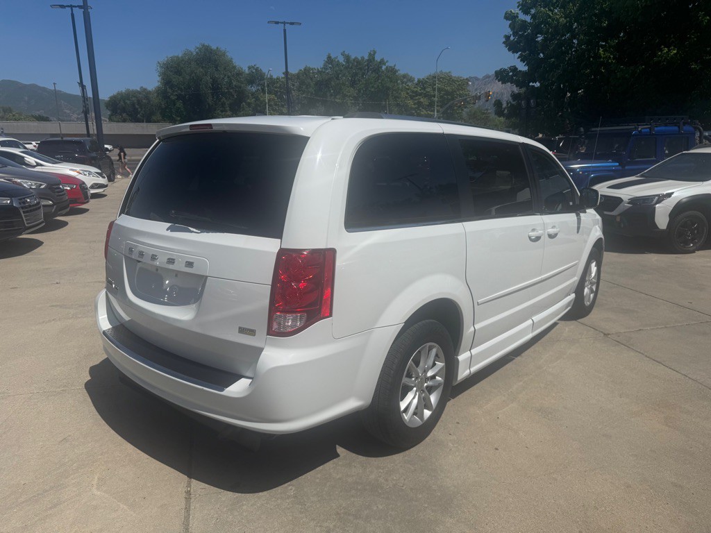 2017 Dodge Grand Caravan Image 9