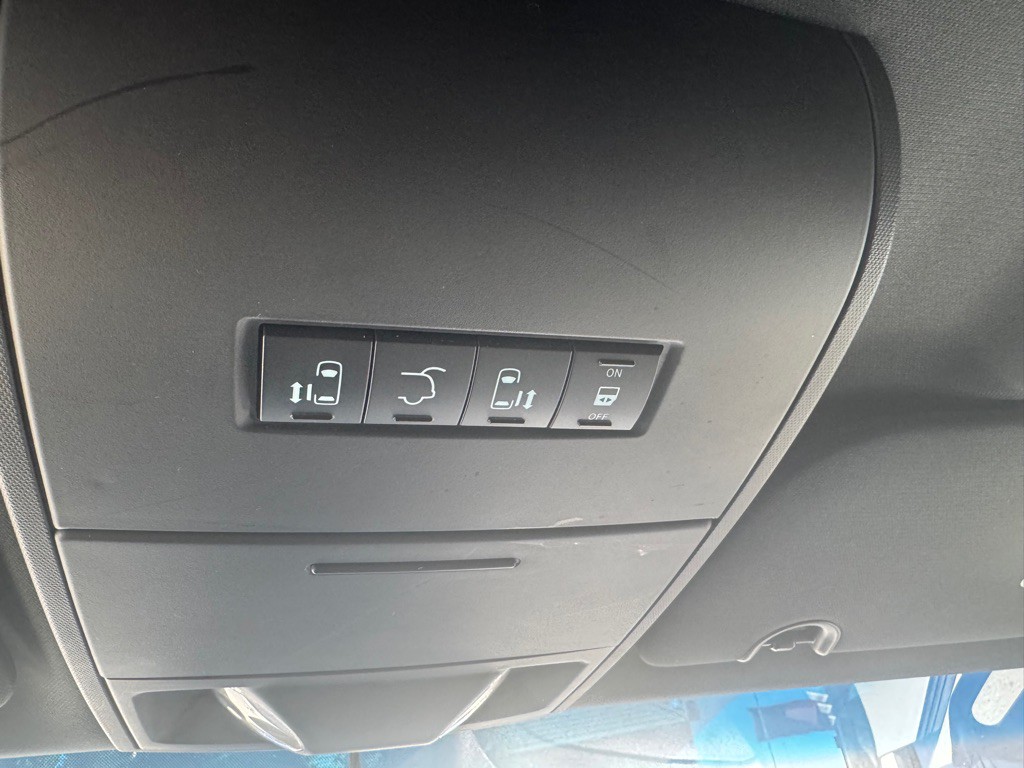 2017 Dodge Grand Caravan Image 20
