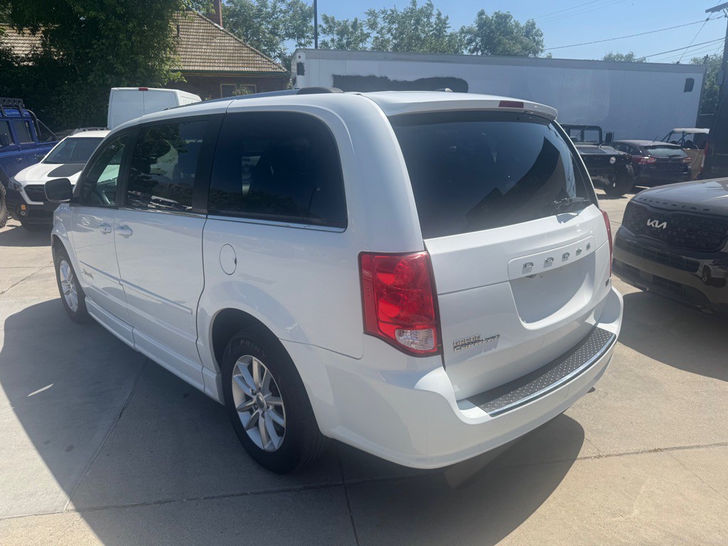 2017 Dodge Grand Caravan Image 8