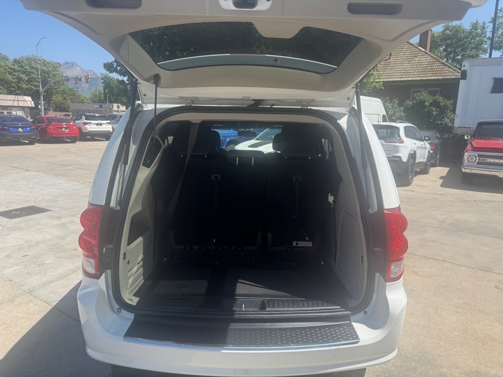 2017 Dodge Grand Caravan Image 11