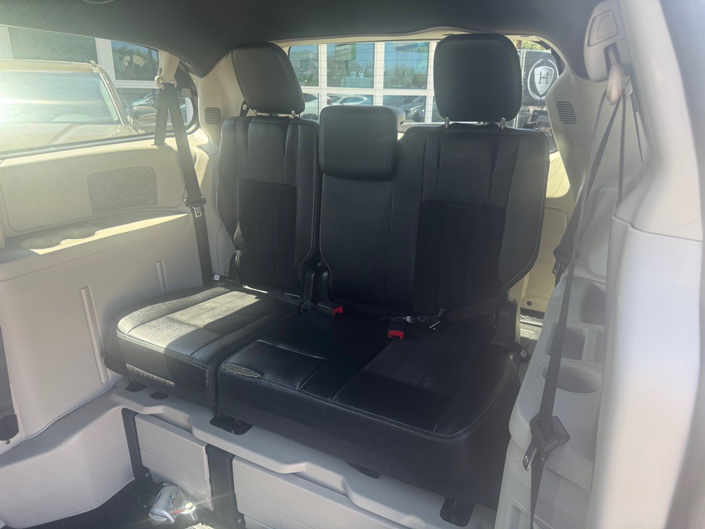 2017 Dodge Grand Caravan Image 14