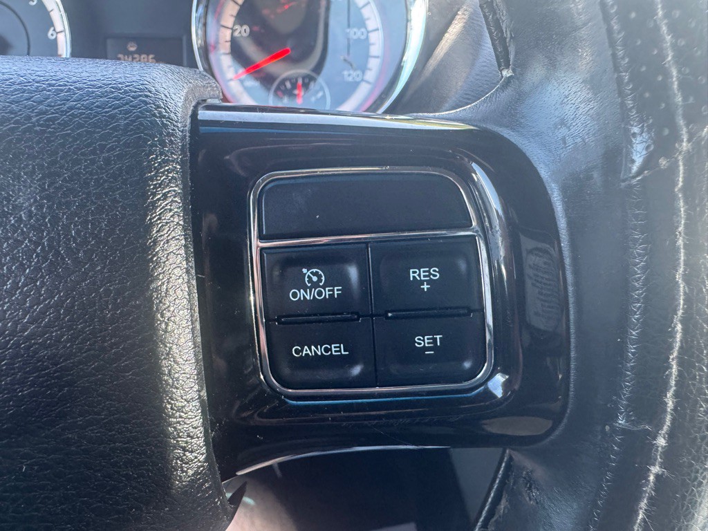 2017 Dodge Grand Caravan Image 24