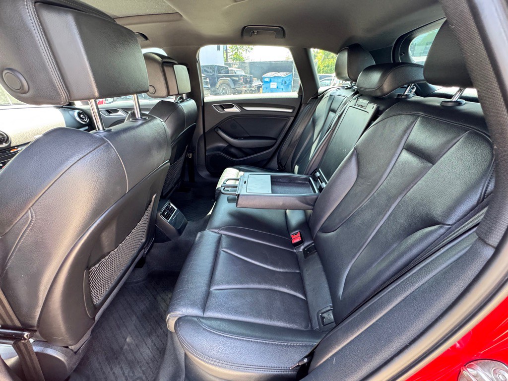 2018 Audi A3 Image 24