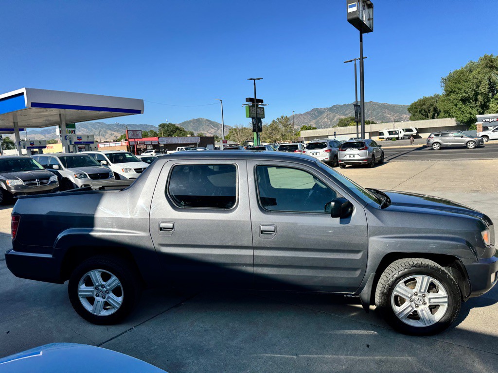 2011 Honda Ridgeline Image 4