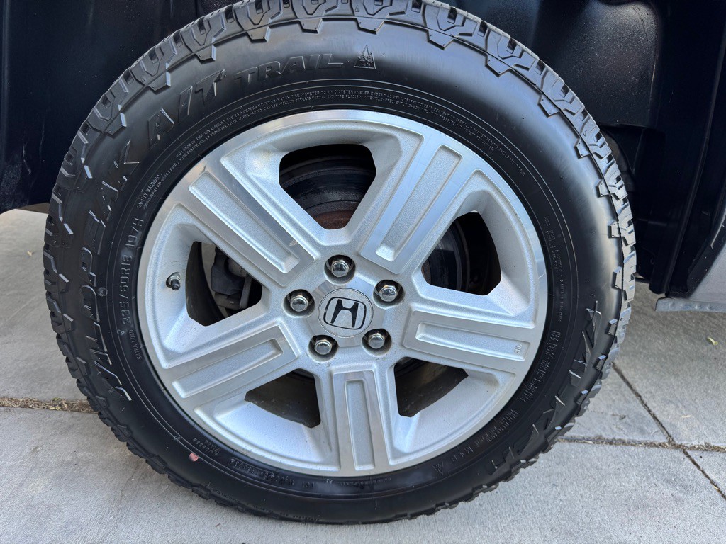 2011 Honda Ridgeline Image 28