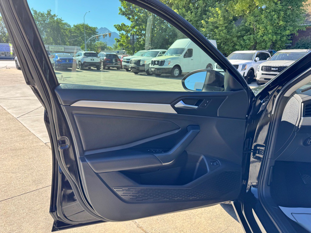 2019 Volkswagen Jetta Image 9