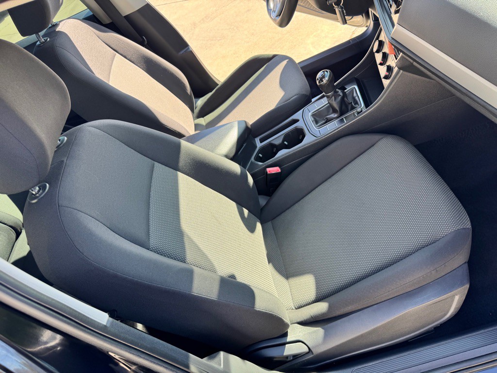 2019 Volkswagen Jetta Image 19