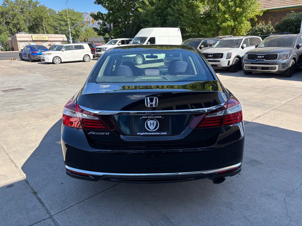 2016 Honda Accord Image 26