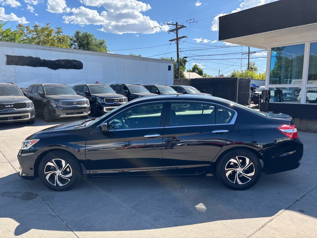 2016 Honda Accord Image 28
