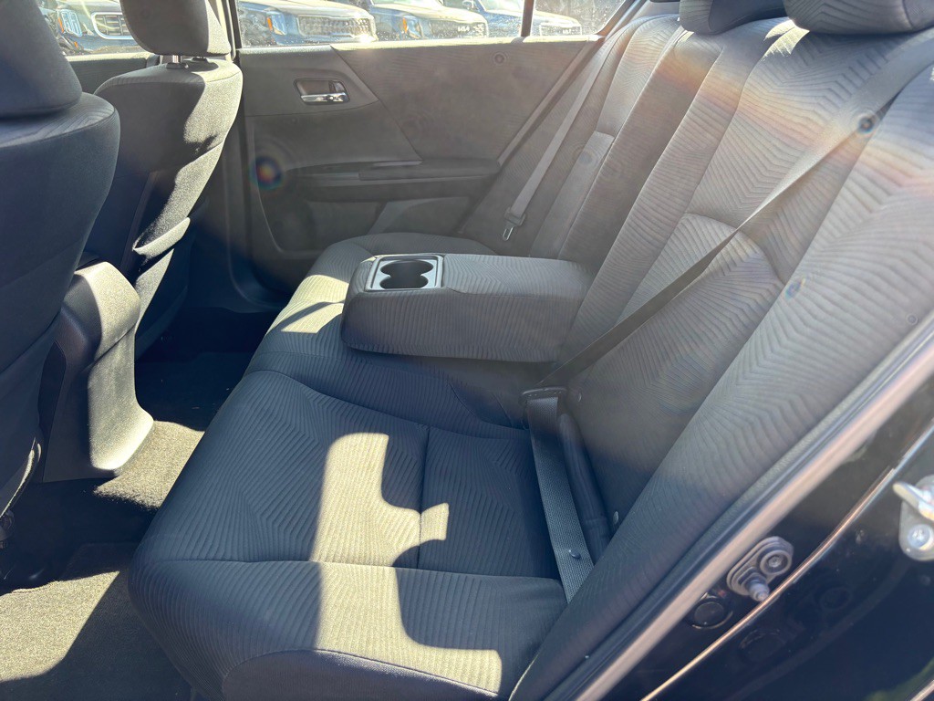 2016 Honda Accord Image 41
