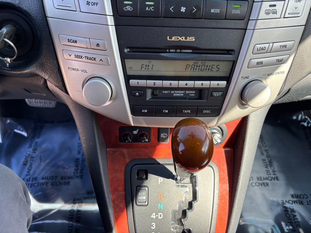2004 Lexus RX 330 Image 15