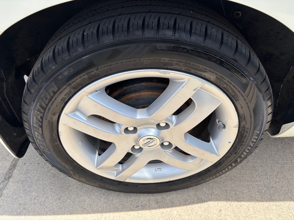 2009 Nissan Cube Image 35