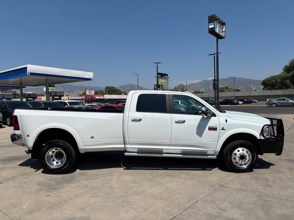 2012 RAM 3500 Image 8