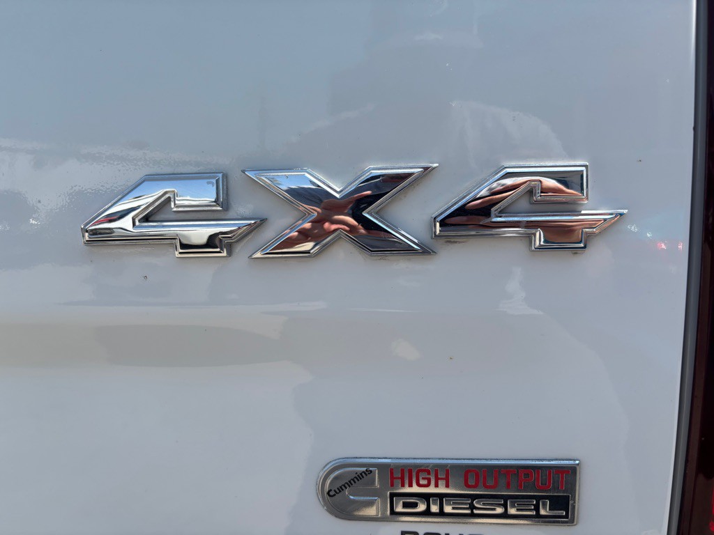 2012 RAM 3500 Image 25