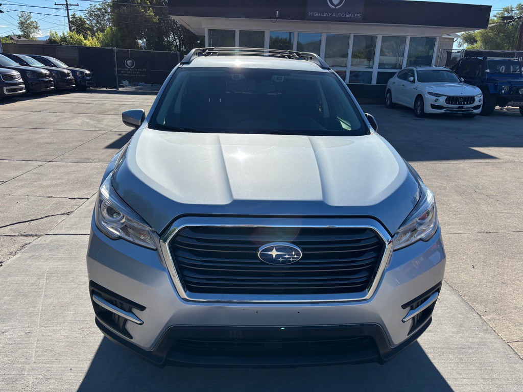 2022 Subaru Ascent Image 2