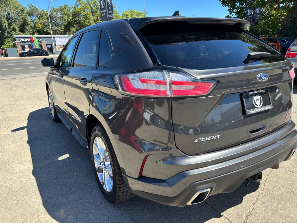 2020 Ford Edge Image 5