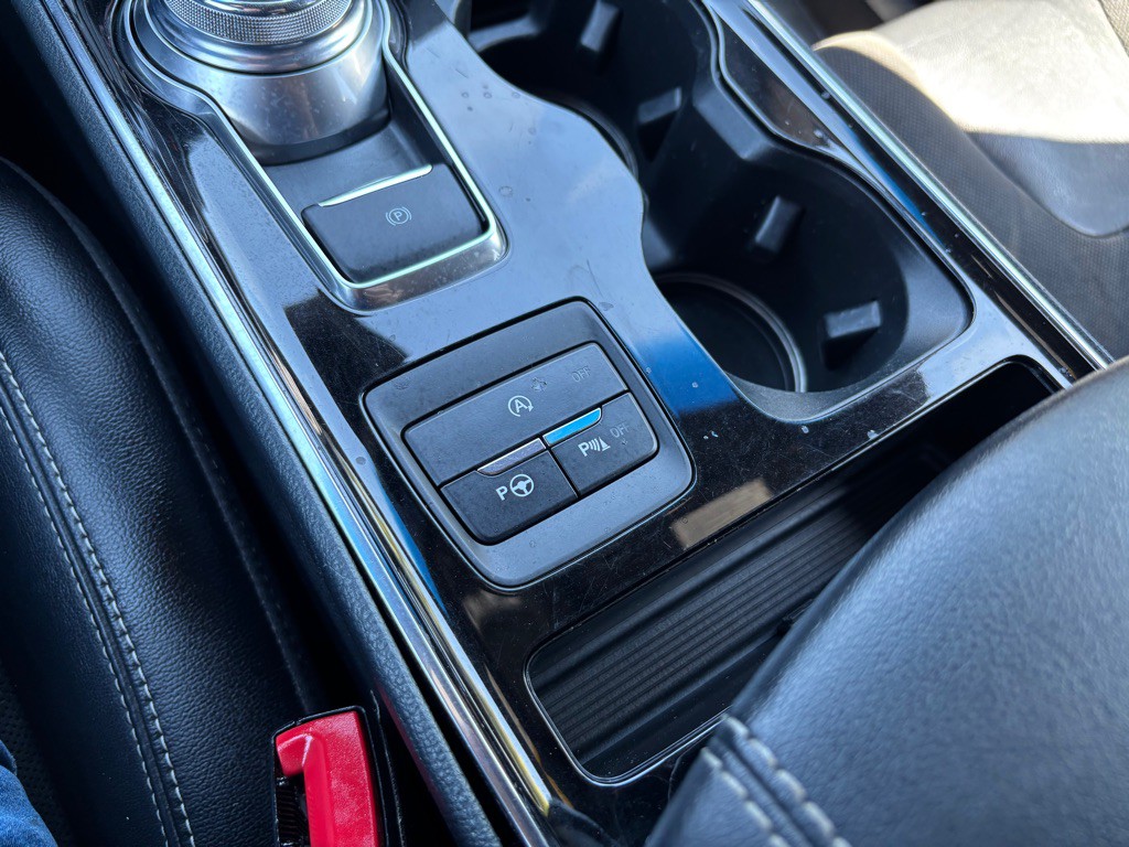 2020 Ford Edge Image 30