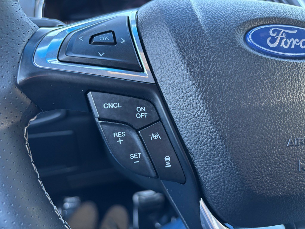 2020 Ford Edge Image 36