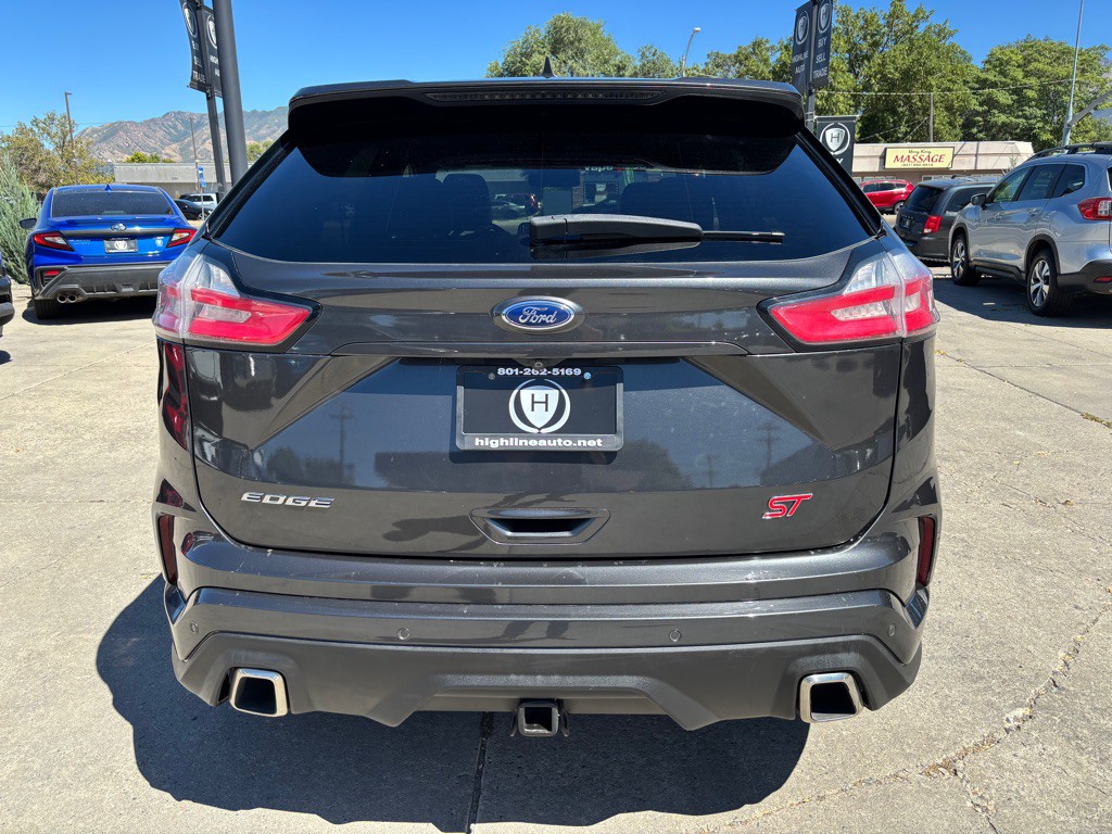 2020 Ford Edge Image 7